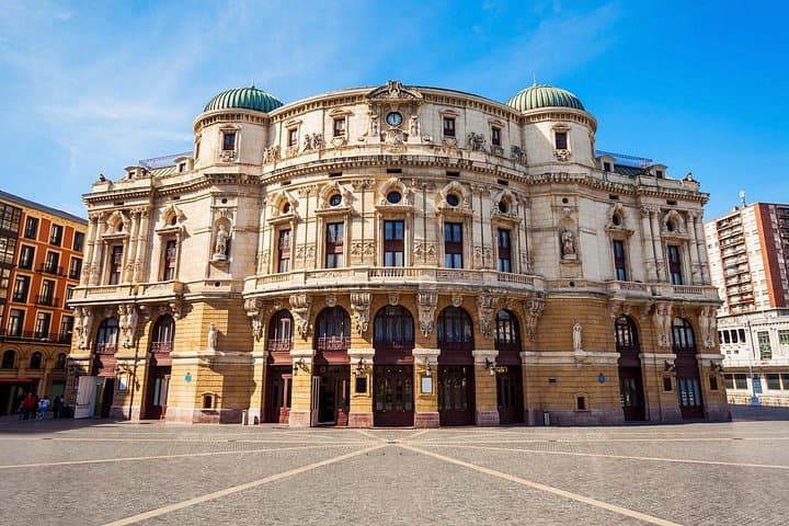 Il Sentiero Senza Tempo di Bilbao: Passeggiata Privata tra Arte e Storia — foto 3