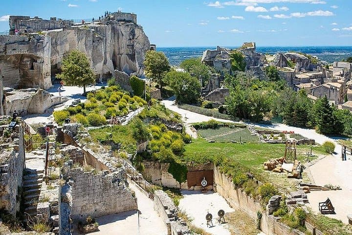 Visite privée du château, des villages et des oliveraies au départ du port de Marseille — photo 2