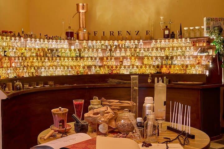Masterclass di Profumeria a Firenze: Crea il tuo Profumo Personale — foto 5