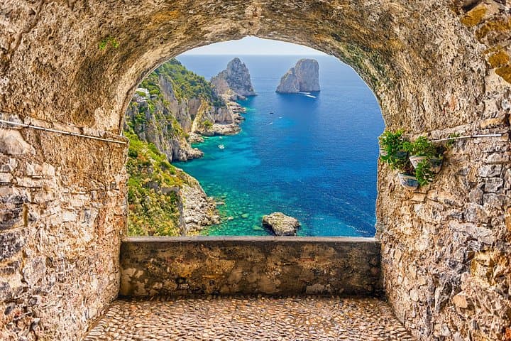Tour di Capri via Terra e Mare in Gruppo da Salerno — foto 3