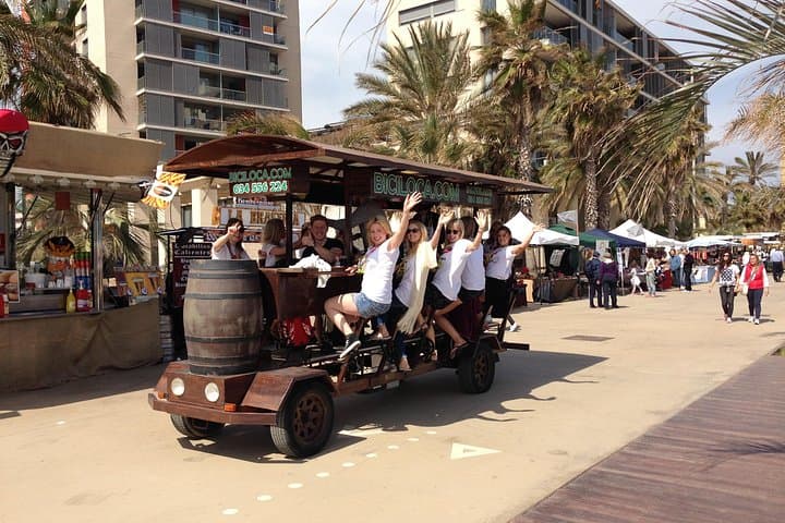 Tour en bicicleta de cerveza compartido en Valencia — foto 4