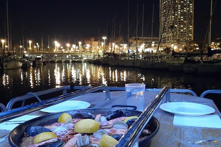 Crucero Nocturno en Valencia con Cena y Bebidas — foto 2