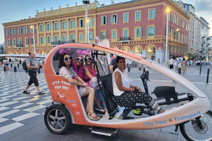 Tour Privato e Guidato in Velotaxi a Nizza 2h30 — foto 2
