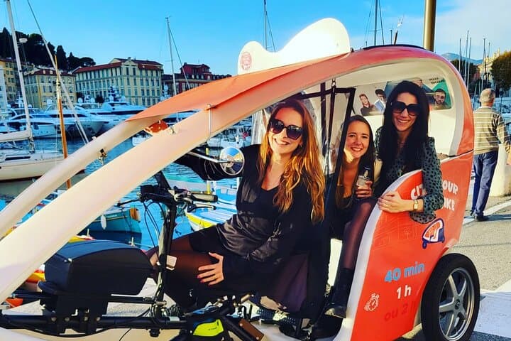 Tour Privato e Guidato in Velotaxi a Nizza 2h30 — foto 3