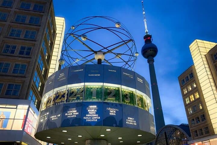 Visite nocturne panoramique de Berlin en bus à impériale — photo 4