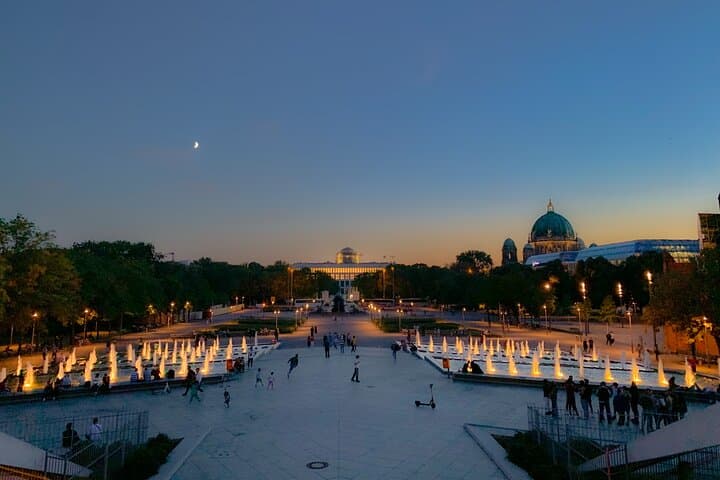 Visite nocturne panoramique de Berlin en bus à impériale — photo 5