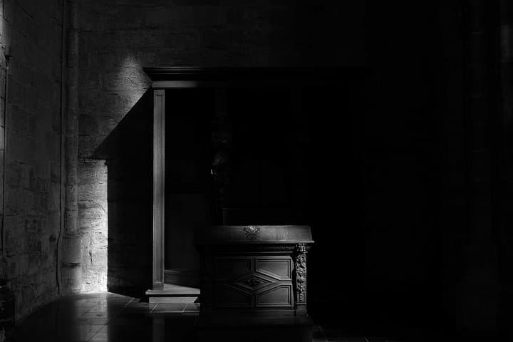Visite Occulte de Paris et Histoire des Arts Sombres