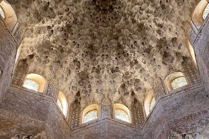 Tour di gruppo della Alhambra di Granada dal Porto di Malaga — foto 3