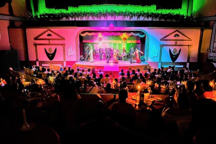 Spettacolo di Flamenco con Cena e Museo del Costume a Siviglia — foto 4