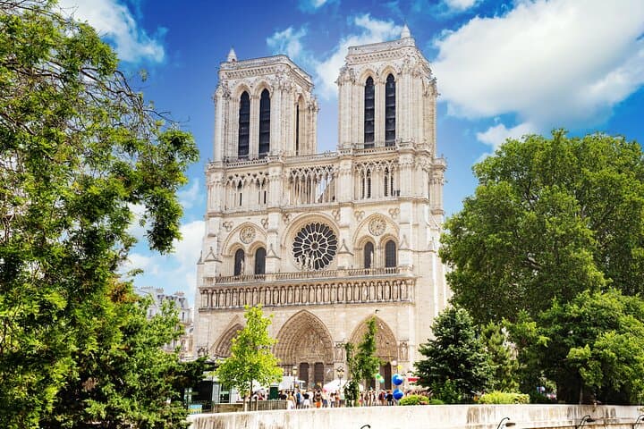 Geführte Wanderung zur Kathedrale Notre-Dame &amp; Île de la Cité — Foto 5