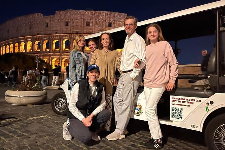 Tour Nocturno en Golf Cart de 2 Horas por Roma con Recogida en el Hotel