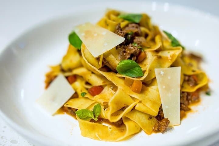 Frische Pasta kochen + Weinverkostung in Bologna — Foto 2