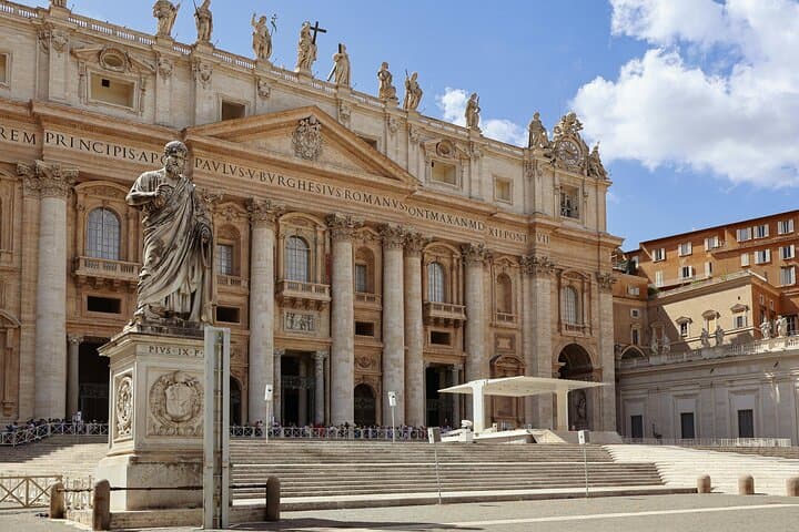 Accesso prioritario alla Basilica di San Pietro