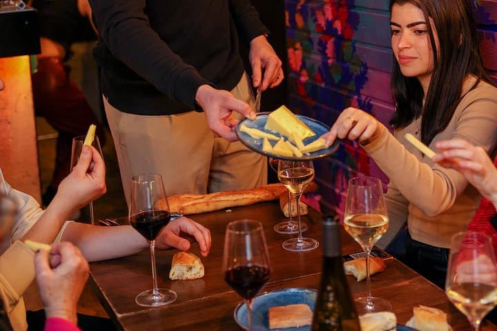 Visite Gourmande de Montmartre avec 15 Dégustations à Paris — photo 3