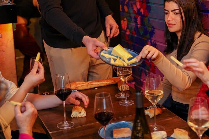 Tour Gastronómico en Montmartre con 15 Degustaciones en París — foto 3