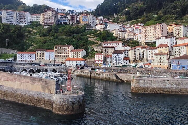 Costa de Bizkaia Descubierta: Joyas Costeras Ocultas de San Sebastián — foto 3