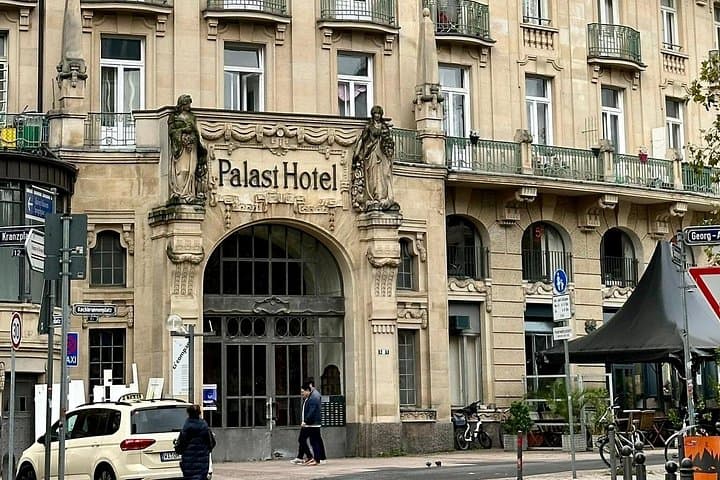 Tour Autoguiado de los Baños Romanos y los Balnearios del Kaiser en Wiesbaden — foto 2