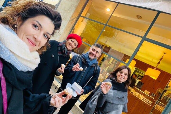 Tour enogastronomico e storico di Bordeaux: Dolci, Vini e Formaggi