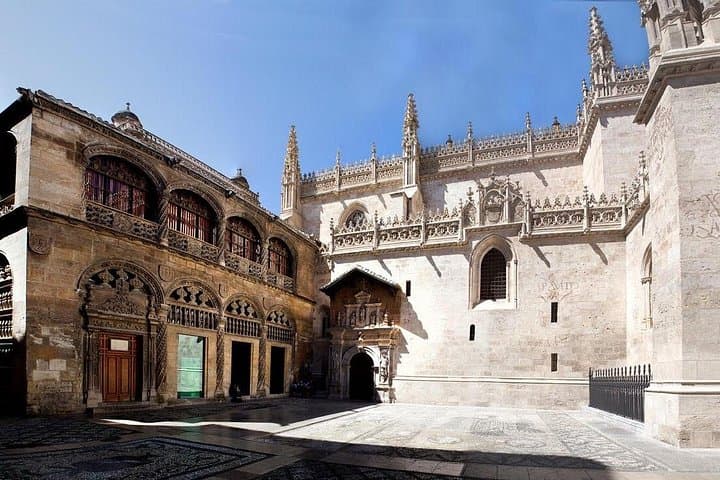 Granada: Tour privado de la Catedral y la Capilla Real con entradas — foto 3