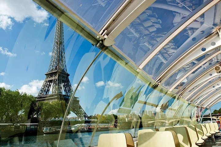 Batobus Hop-On Hop-Off Kreuzfahrt & Audiotour in Paris — Foto 2