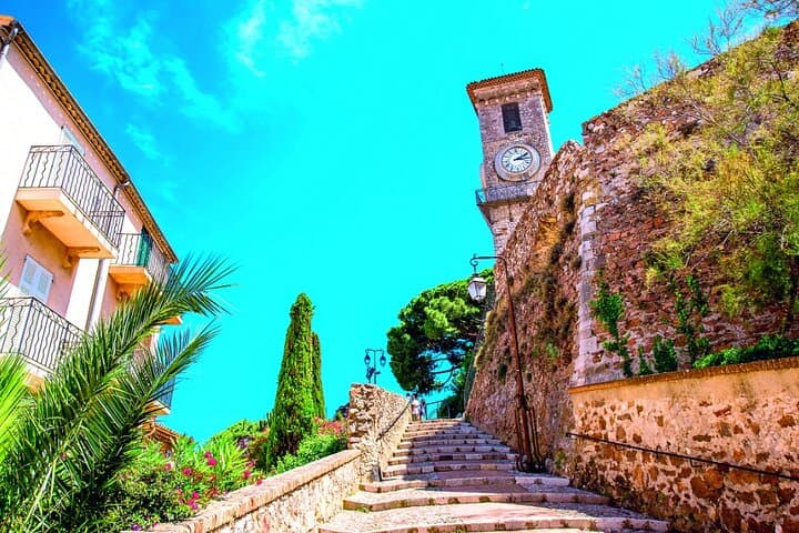 Ganztägige geführte Tour: Cannes, Antibes, St Paul de Vence ab Nizza — Foto 2