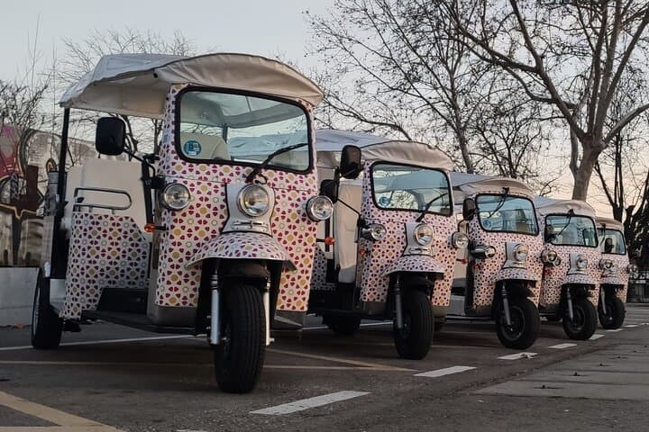 Madrid Sightseeing Tuk Tuk Tours — Foto 2