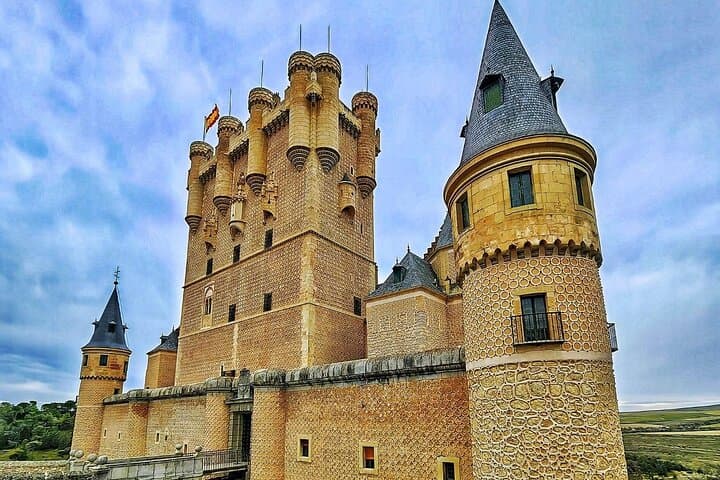 Segovia und Pedraza Kleingruppentour ab Madrid