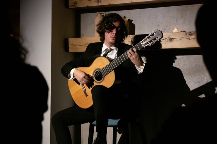 Flamenco- und Klassik-Gitarrenrezital in Spanien