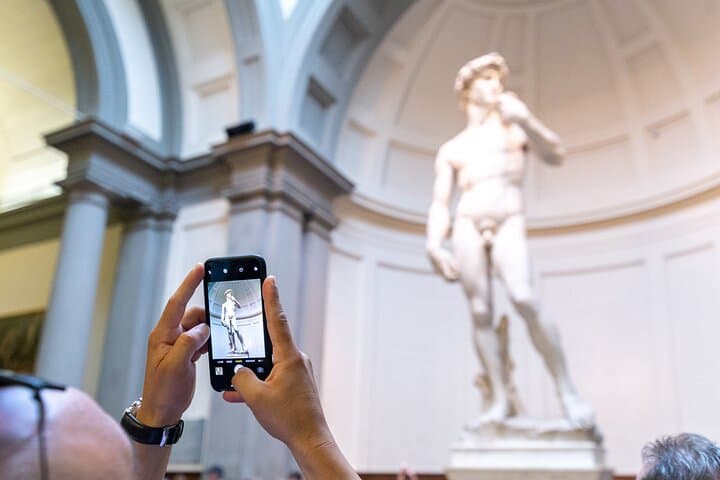 Visita alla Galleria dell'Accademia: Il David di Michelangelo — foto 2