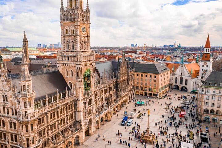 Privater Transfer von Nürnberg nach München mit 2 Stunden für Besichtigungen — Foto 2