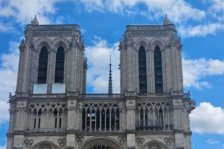 Tour al aire libre de la Catedral de Notre-Dame, París — foto 1
