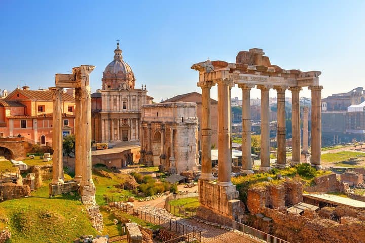 Privater Transfer von Florenz nach Rom mit 2-stündigem Sightseeing-Stopp — Foto 2