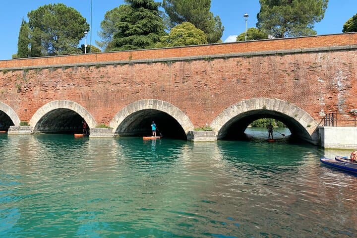 SUP-Abenteuer am Gardasee + 1 Nacht im Hotel in Bussolengo — Foto 3