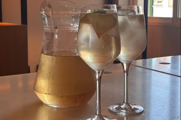 Sangria-Verkostungserlebnis in Sevilla — Foto 4