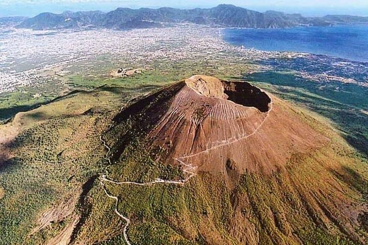 Pompeji und Vesuvius Wanderung Kleine Gruppe Prioritätszugang von Neapel — Foto 5