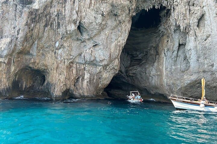 Capri Deluxe mit Blaue Grotte von Sorrento Positano & Amalfi