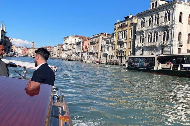 Venezia: Trasferimento Privato dall'Aeroporto di Marco Polo all'Hotel in Auto e Barca — foto 5