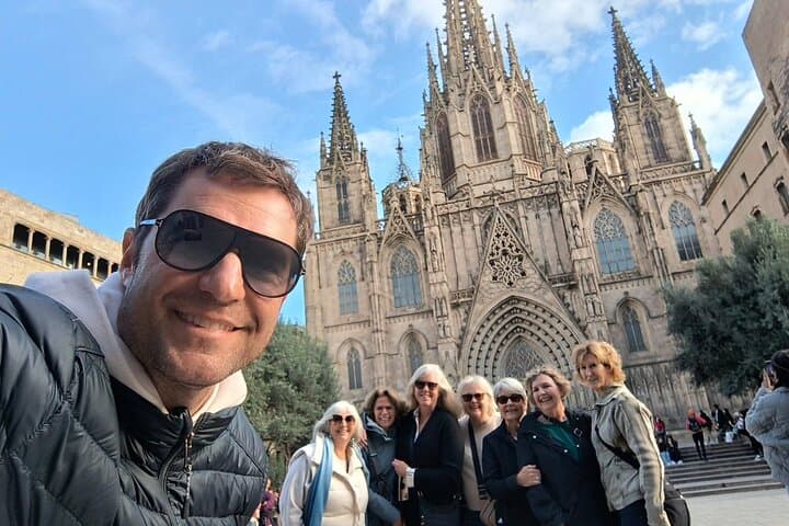 Sagrada Familia & Park Guell Tour in Barcelona — Foto 4