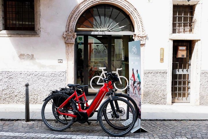 Tour en E-bike por el Museo del Vino en Verona — foto 2