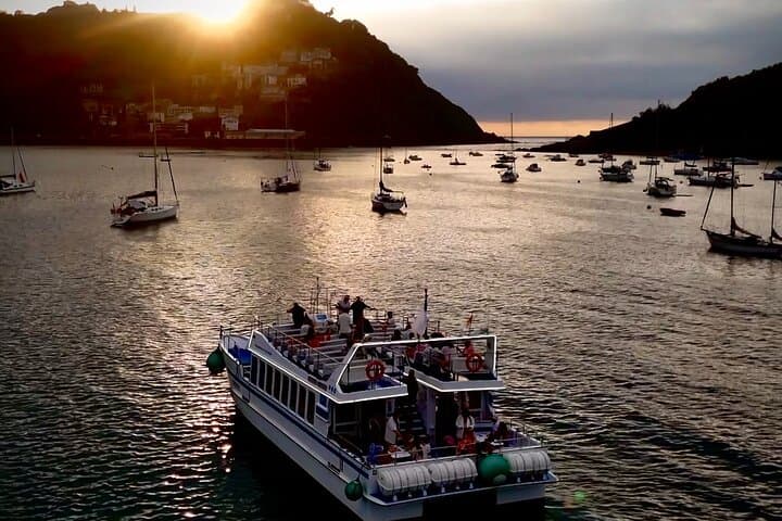 Premium Sonnenuntergang mit Eco-Katamaran in San Sebastián