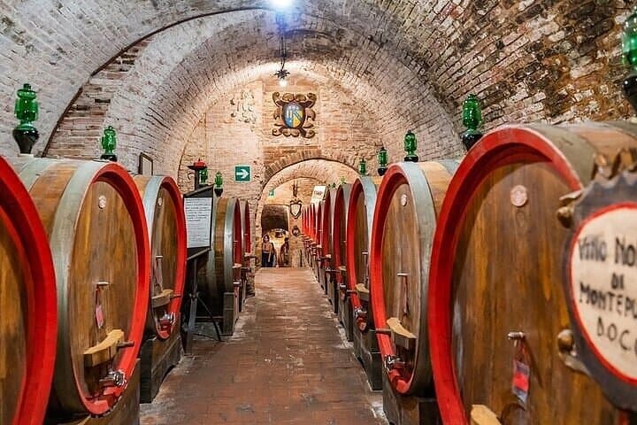 Da Roma: Tour della Toscana e di Montepulciano con Degustazione di Vini e Pranzo — foto 4