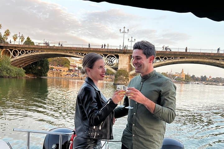 Balade en bateau privée d'une heure à Séville — photo 5