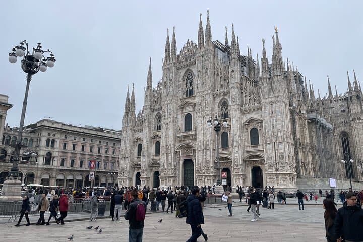 Visite historique de Milan et dégustation de street food avec vin — photo 5