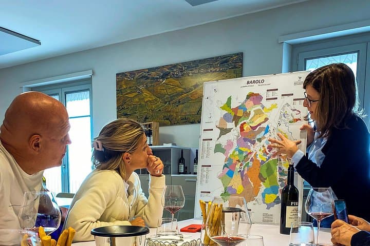 Tour privado: descubre los vinos de Langhe con un sommelier experto — foto 4