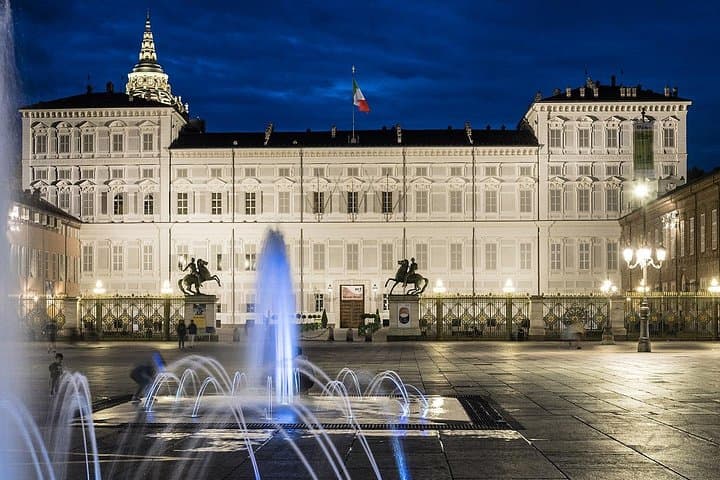 Turin : Entrée au Palais Royal avec Audioguide et Apéritif