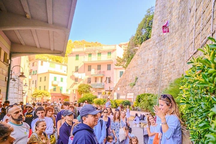 Escursione di un giorno al Parco Nazionale delle Cinque Terre con degustazione di Limoncino da Milano