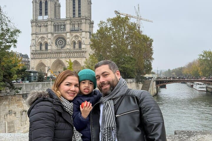 Private Fahrzeugtour durch Paris mit Fahrer-Guide auf Spanisch — Foto 3
