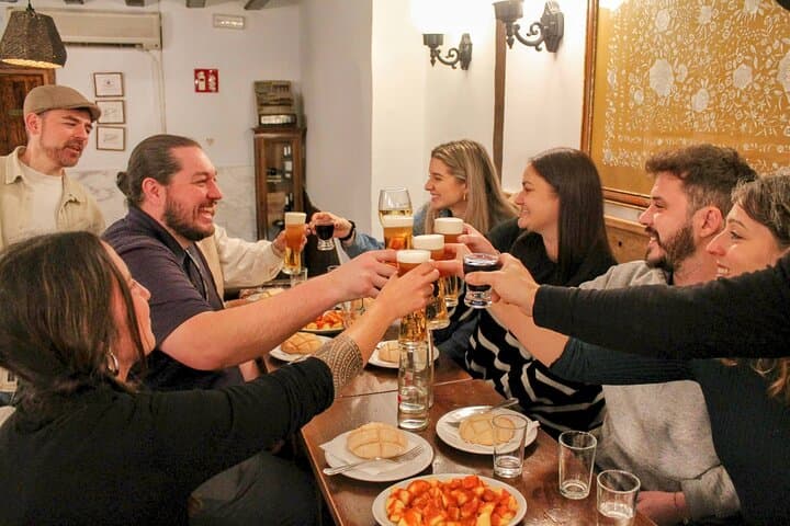Madrid Tapas Wein und Geschichtstour