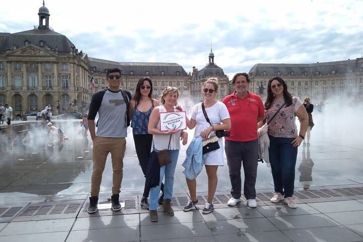 Bordeaux Stadtführung auf Englisch mit einem Glas Wein — Foto 5