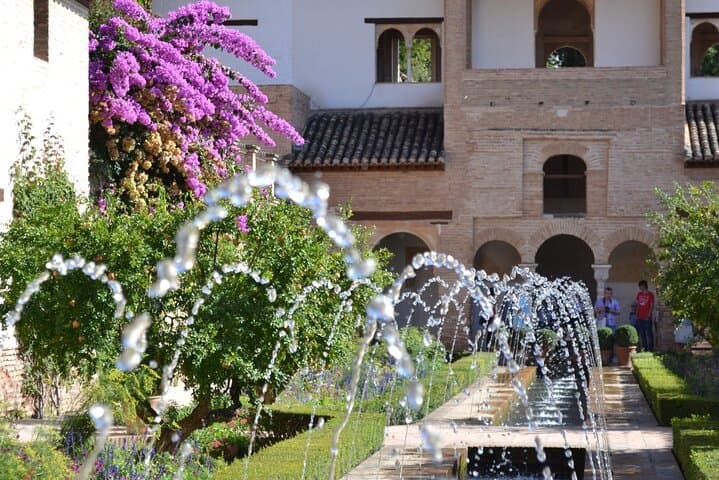 Alhambra-Tour oder Freizeit in Granada von Malaga — Foto 4